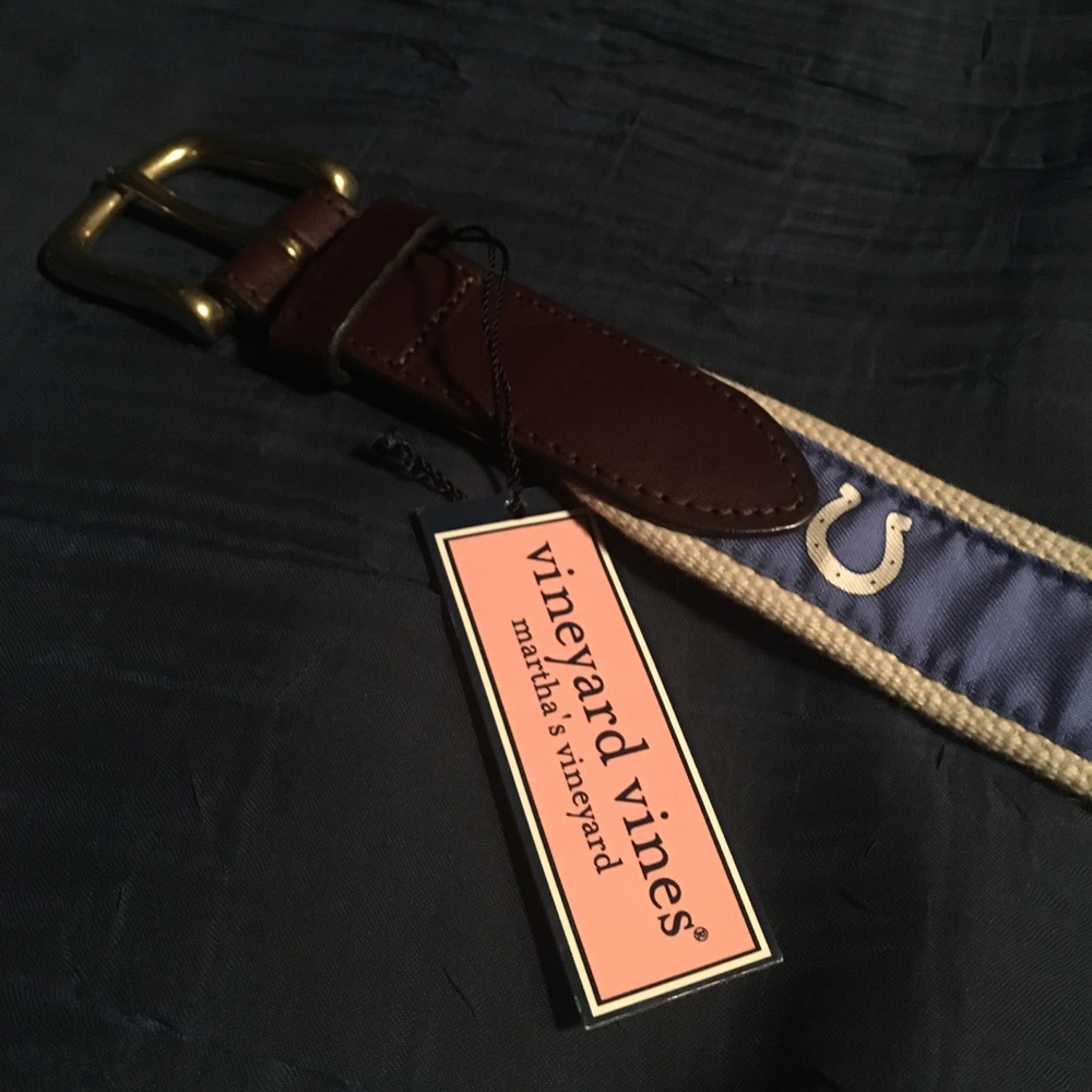 Vineyard Vines Colts belt size 36